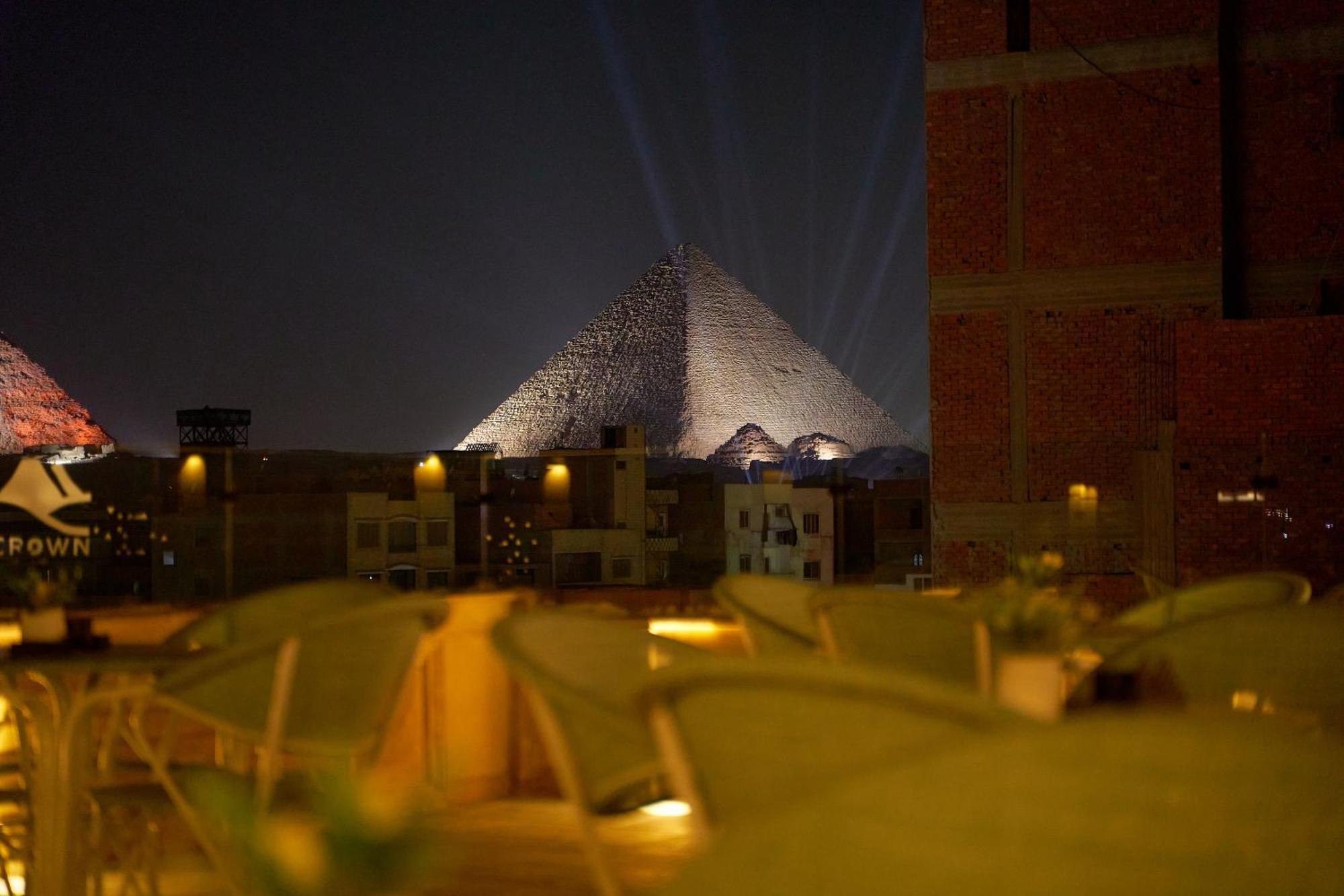 Crown Pyramids View Hotel Giza Bagian luar foto