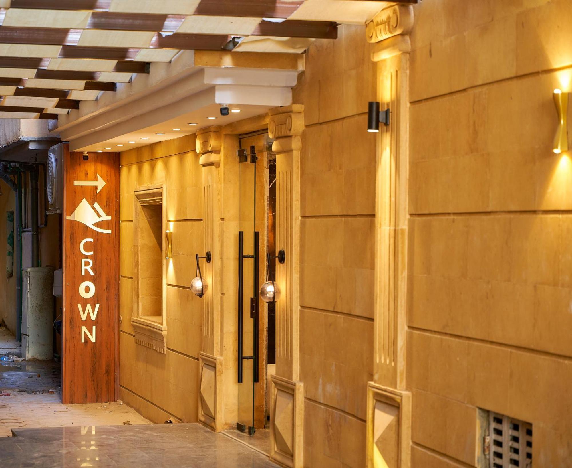 Crown Pyramids View Hotel Giza Bagian luar foto